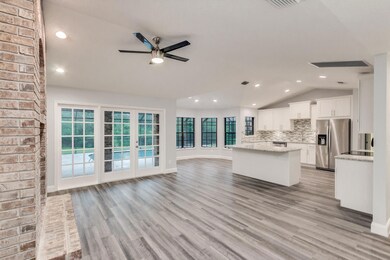 3718 Secluded Oak Court-7