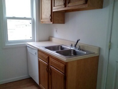 Kitchen. Unit 2