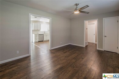 1204 Jefferies Ave, Killeen, TX 76543 - photo 2