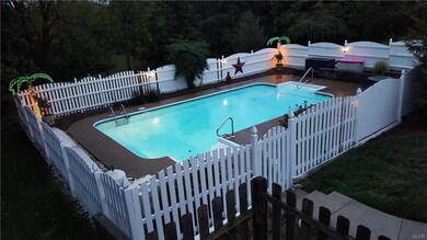 127 Spy Glass Hill Rd, Bath, PA 18014 - photo 2