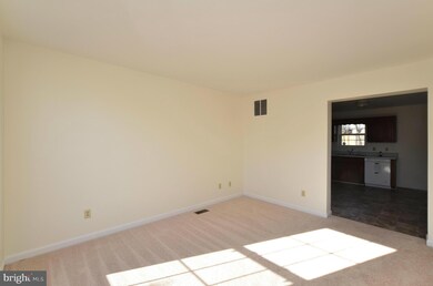 444 Trimblefields Dr, Edgewood, MD 21040 - photo 3