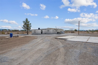 1141 W Chipmunk Rd, Pahrump, NV 89048 - photo 2