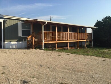 3232 Brazos River Dr, Granbury, TX 76048 - photo 2