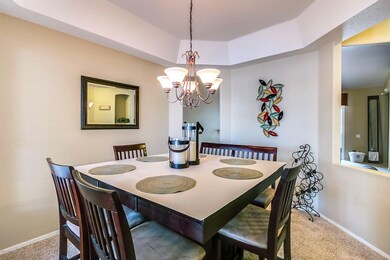 FORMAL DINING