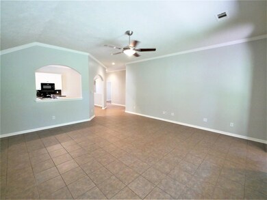 15915 Collinsville Dr, Tomball, TX 77377 - photo 7