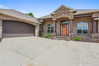 5612 Lobelia Ln, Pensacola, FL 32526 - photo 2