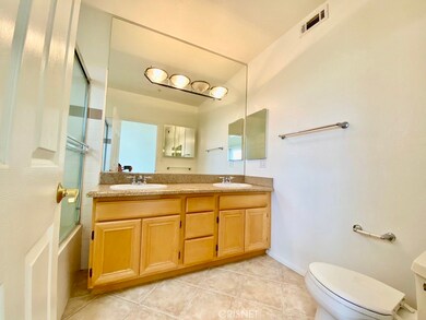 5220 Premiere Hills Cir unit 221, Woodland Hills, CA 91364 - photo 7