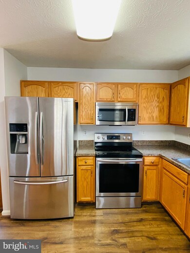 26311 Meadow Wood Dr, Mechanicsville, MD 20659 - photo 7