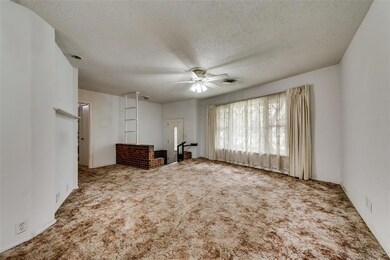 424 Hurstview Dr, Hurst, TX 76053 - photo 6