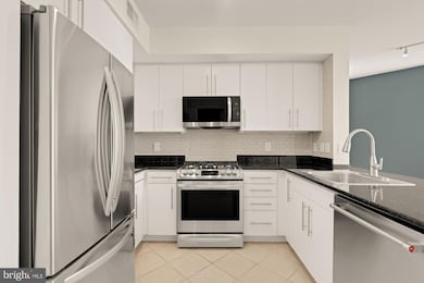 Clarendon 1021 unit 730, Arlington, VA 22201 - photo 5