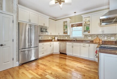 7 Appleton St, Somerville, MA 02144 - photo 2