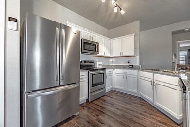 1030 Macy Ln, Elkins, AR 72727 - photo 4