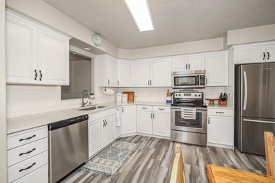 919 RCT KITCHEN