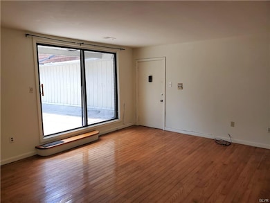 1590 Alta Dr unit D5, Whitehall, PA 18052 - photo 6