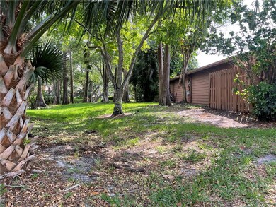 SIDE YARD