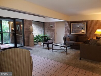 2901 Fallstaff Rd unit 203, Baltimore, MD 21209 - photo 4