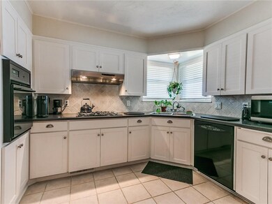 4624 NW 60th St, Oklahoma City, OK 73122 - photo 5