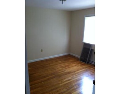 175 New York St, Lowell, MA 01850 - photo 6