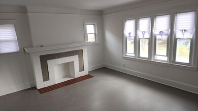 main flr liv1