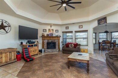 108 Cooperstown Dr, Springtown, TX 76082 - photo 6