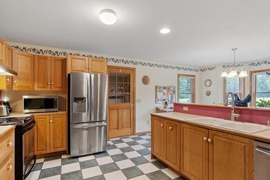 176 Wheeler Ave, Orange, MA 01364 - photo 4