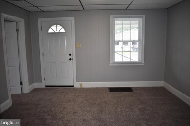 616 Wayne Ave, Chambersburg, PA 17201 - photo 3