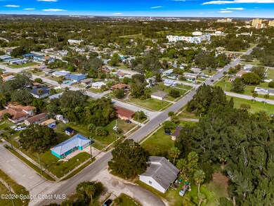 2816 S Grant St, Melbourne, FL 32901 - photo 6