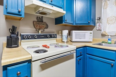 05-Southwood Shores Cir Unit 2A - 4