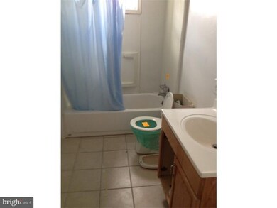 1005 Pine St, Darby, PA 19023 - photo 3