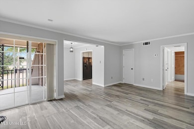 5155 Wayneland Dr unit C8, Jackson, MS 39211 - photo 2