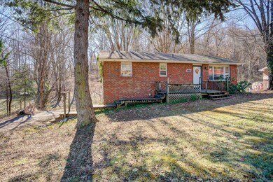 1410 Stoneybrook Dr, Johnson City, TN 37601 - photo 2