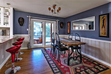 Dining Room 01