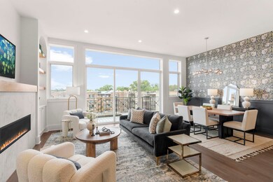 1426 W Irving Park Rd unit 4, Chicago, IL 60613 - photo 2