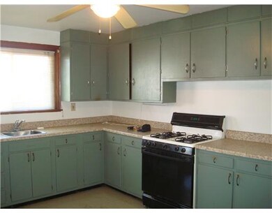 1803 Raymond Ave, Latrobe, PA 15650 - photo 3