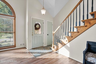 7505 Newton Dr, Louisville, KY 40228 - photo 5