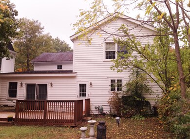 207 W Catharine St, Milford, PA 18337 - photo 2