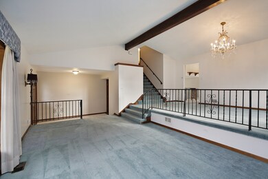 2451 Barbary Ln, Northbrook, IL 60062 - photo 5