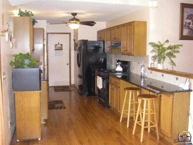 14190 123rd Ln, Hoyt, KS 66440 - photo 4