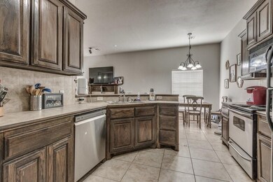 1128 Glen Eagles Ct, Norman, OK 73072 - photo 6