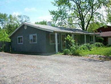 18421 Baker Ave, Country Club Hills, IL 60478 - photo 2