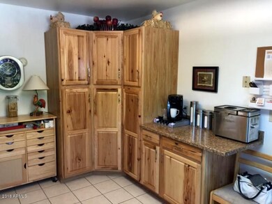 10034 W Cumberland Dr, Sun City, AZ 85351 - photo 5