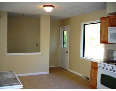 53666 Maplehurst St, South Bend, IN 46637 - photo 4