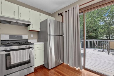 10-web-or-mls-2909-badger-dr