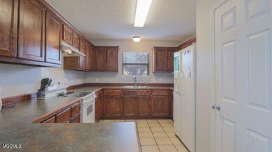10249 Cottage-107