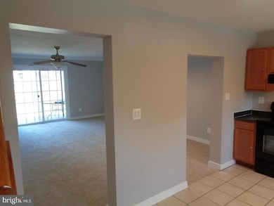 612 Kittendale Cir, Middle River, MD 21220 - photo 6