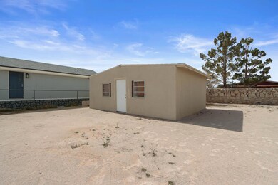 505 Ricky Zelt Dr, El Paso, TX 79928 - photo 3