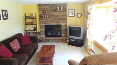 82 Spring St, Foxboro, MA 02035 - photo 4