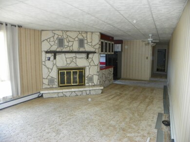 429 LivingRoom1