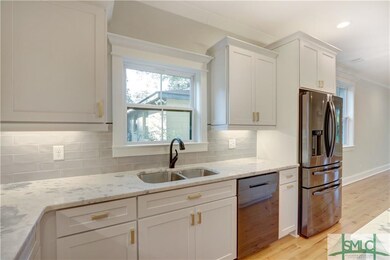 768 E Park Ave, Savannah, GA 31401 - photo 5