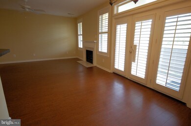 1314 Garden Wall Cir unit 210, Reston, VA 20194 - photo 4